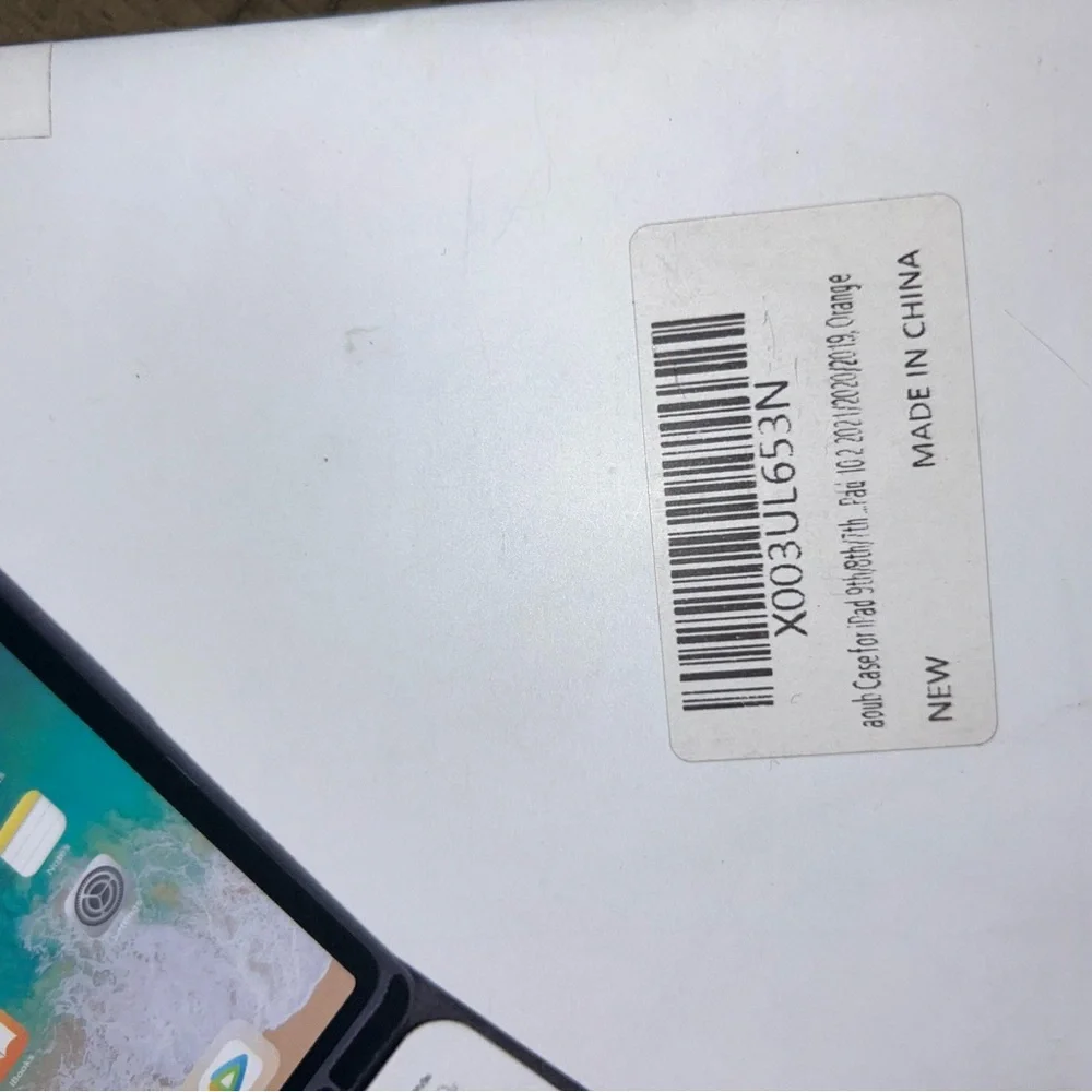 Orange Case for IPad 7/8/9 with Keyboard
